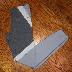 Old Navy Active leggings